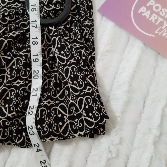 Elementz Black and white geometric graphic with ring cinch accent XL - Picture 5 of 7